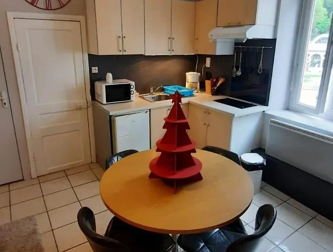 Un Petit A La Montagne *