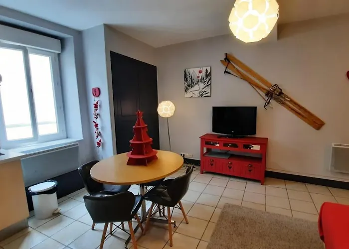 Un Petit à La Montagne